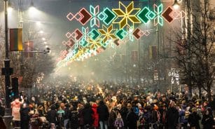 Lietuvos valstybės atkūrimo dienai paminėti skirta simbolinių laužų ceremonija. ELTA / Dainius Labutis