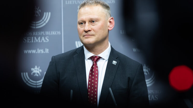 Epsteino byla Lietuvoje įgauna pagreitį, bet saugumas dar neįsitraukė: VSD laukia nuošalyje