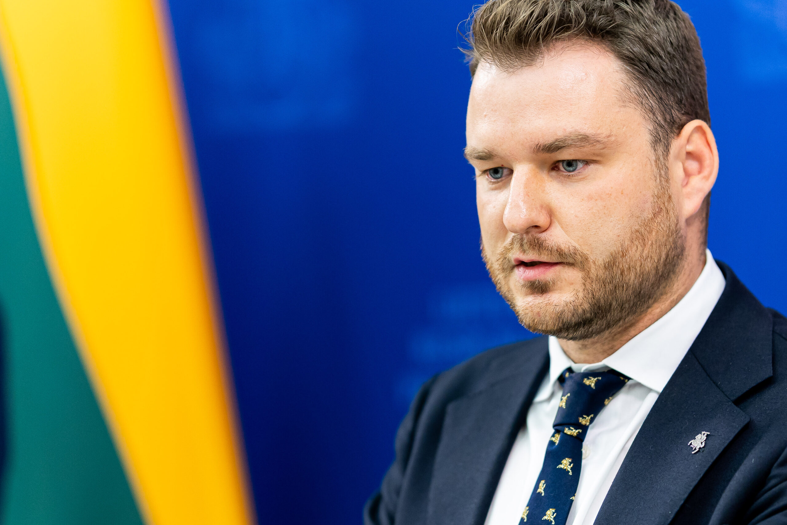 Po viešų kaltinimų – kvietimas pasiaiškinti: LSDP reikalauja ministro Žuromsko atsakymų