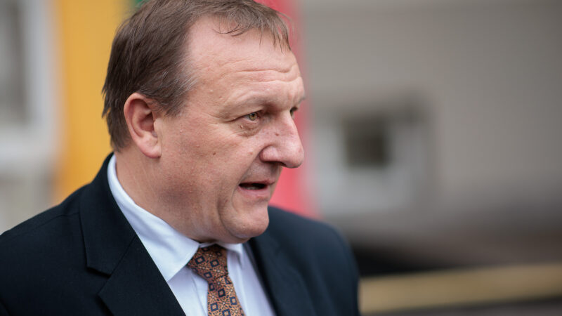 Epsteino failai pasiekė Lietuvą: ministras ragina teisėsaugą atsiriboti nuo politikos