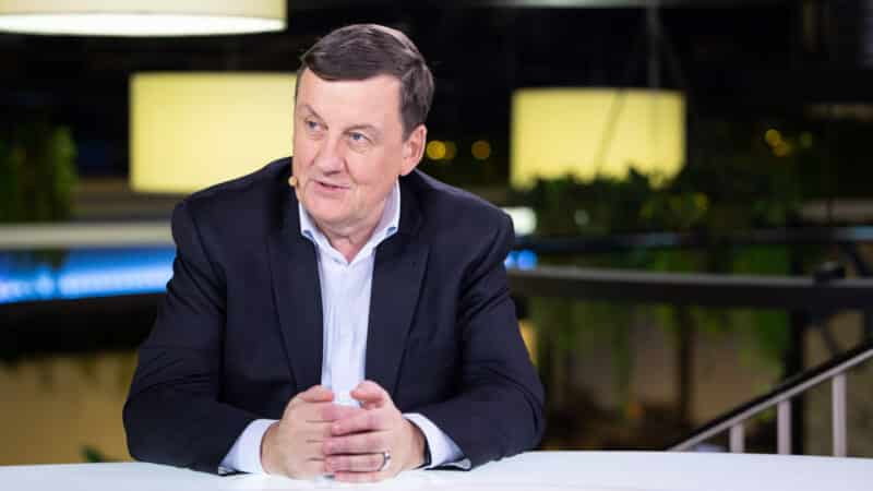 Rolandas Valiūnas įspėja: radikalūs žingsniai ir aštrūs pasisakymai gali atbaidyti milijonus