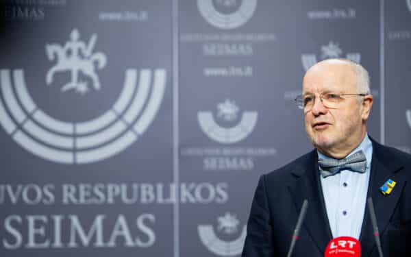 Po Juliaus Sabatausko istorijos – naujas vardas: Olekas teikia kandidatą į KT teisėjus