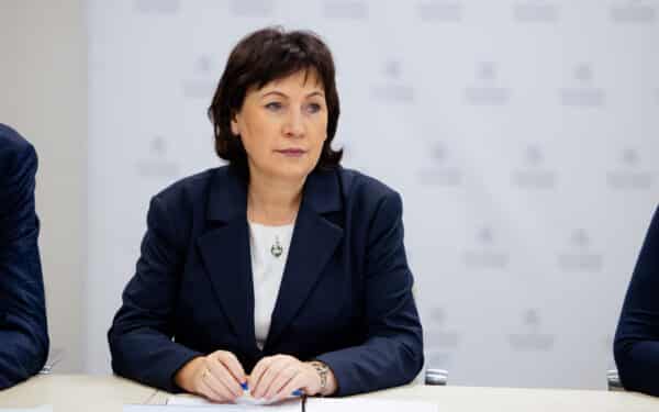 Prienų mero A. Vaicekausko „čekiukų“ byloje ministrė Jūratė Zailskienė ir jos sutuoktinis – liudyti nepasirodė