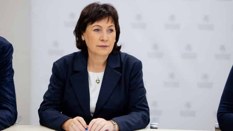 Prienų mero A. Vaicekausko „čekiukų“ byloje ministrė Jūratė Zailskienė ir jos sutuoktinis – liudyti nepasirodė