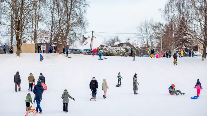 Stiprinama vaikų teisių apsauga: Vyriausybė pritaria svarbioms BPK pataisoms