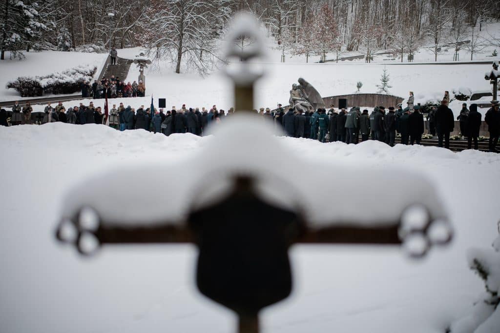 Žuvusiųjų pagerbimo ceremonija Antakalnio kapinėse. ELTA / Josvydas Elinskas