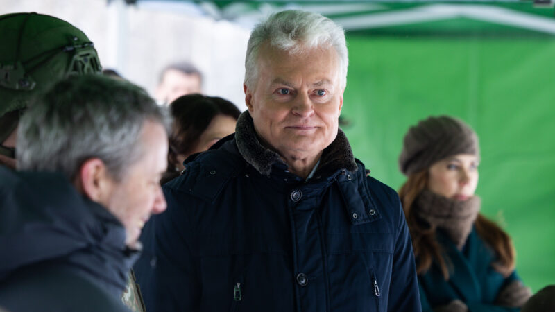 Sankcijų klausimas Minskui vėl sugrįžo: prezidentas siunčia aiškią žinutę