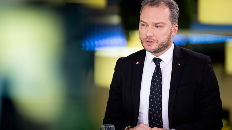 Ministras žada griežtesnę kontrolę: vilkikams – 24/7 patikros ir automatinės baudos