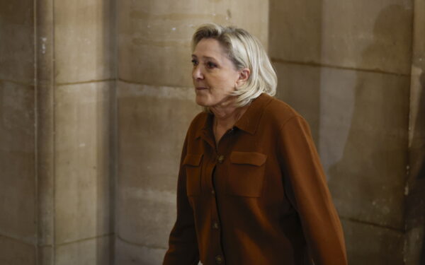 Skandalinga byla Paryžiuje: Prancūzijos dešiniųjų lyderei gresia ne tik bausmė, bet ir politinis užribis