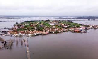 Smarki audra Portugalijoje. EPA-ELTA