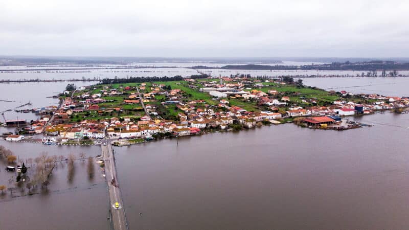 Portugalijoje – mirtinas audrų maratonas: šalis skaičiuoja žuvusiuosius ir didelę žalą