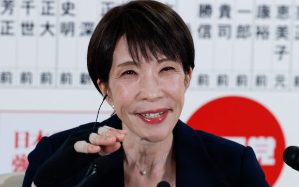 Istorinė pergalė Tokijuje: Takaichi ruošiasi keisti Japonijos politikos kryptį