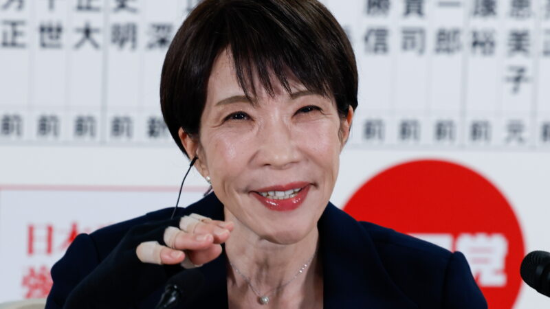 Istorinė pergalė Tokijuje: Takaichi ruošiasi keisti Japonijos politikos kryptį