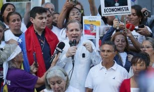 Venesuelos opozicionierė Machado teigia, kad jos sąjungininkas buvo pagrobtas iškart po paleidimo. EPA-ELTA