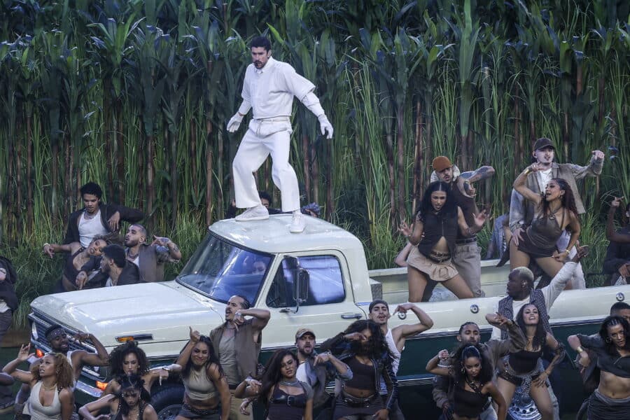 Bad Bunny pasirodymas. EPA-ELTA/JOHN G. MABANGLO