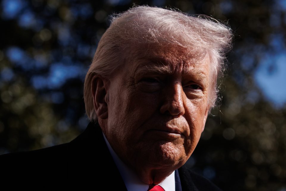 Trumpas prieš Rusijos ir Ukrainos derybas teigia, kad Kyjivas turi greitai derėtis. EPA-ELTA