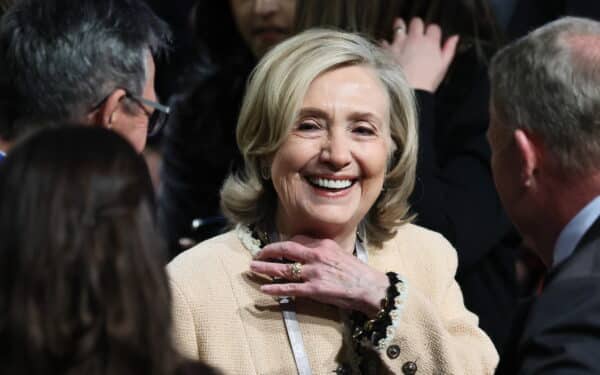 Epsteino failai vėl kaitina politiką: Hillary Clinton ragina viską atskleisti