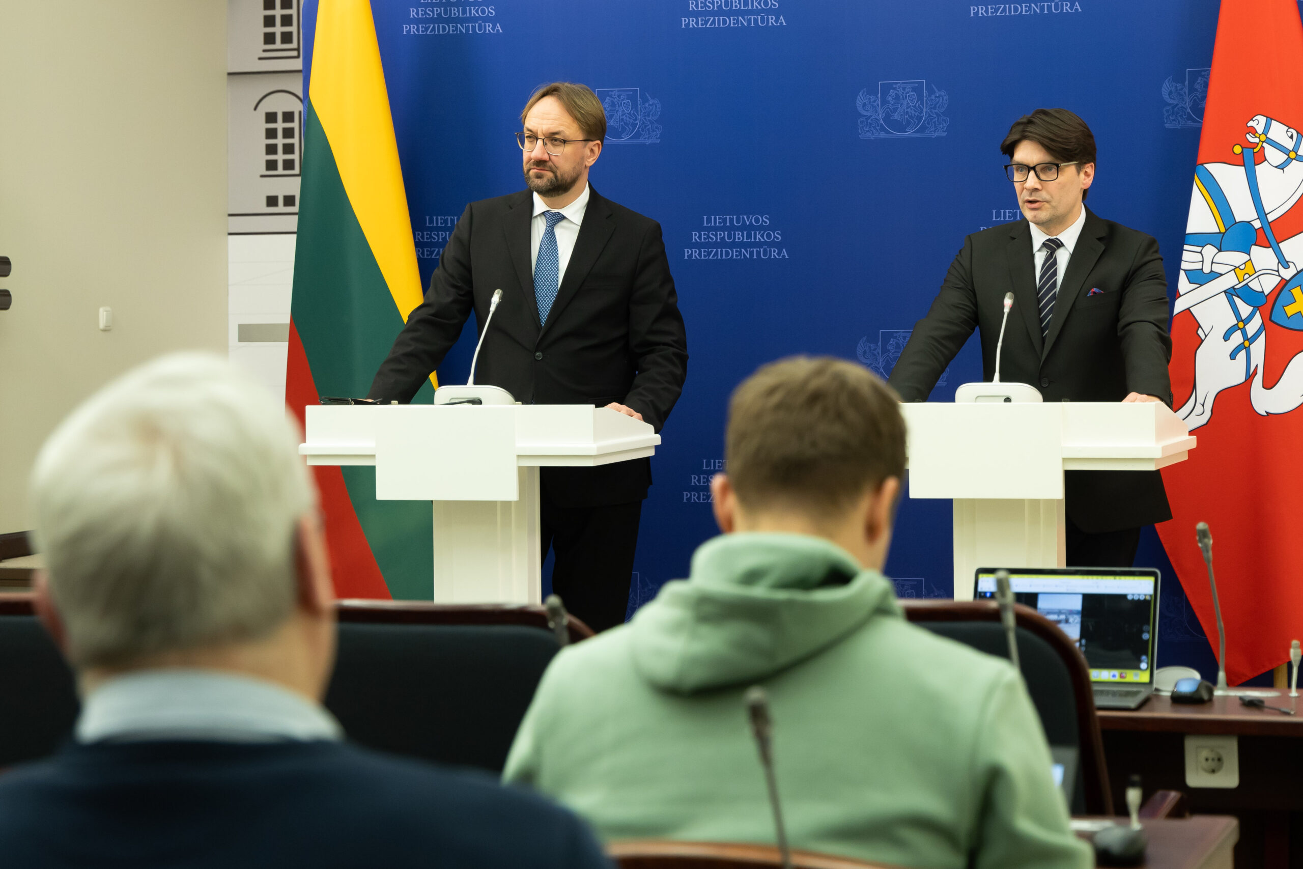 Nausėda ruošia ekonominį postūmį: gyventojų indėliai – į ekonomiką, pramonei – pigesnė elektra