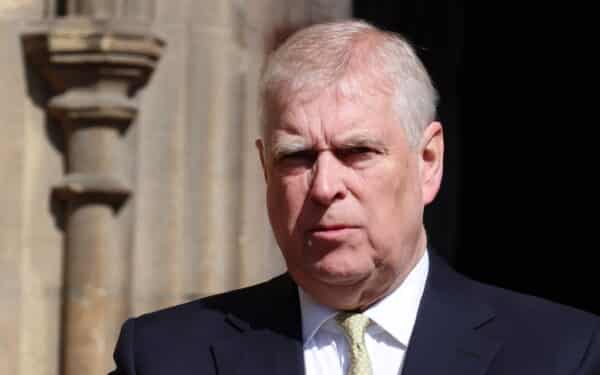 Skandalas Jungtinėje Karalystėje: suimtas buvęs princas Andrew, policija atlieka kratas