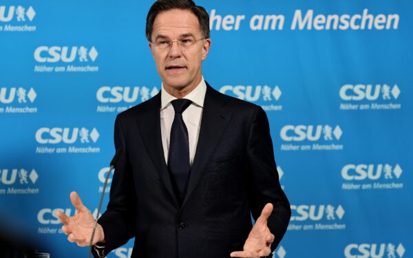 NATO generalinis sekretorius: pagalba Ukrainai turi tęstis, kol bus pasiekta ilgalaikė taika