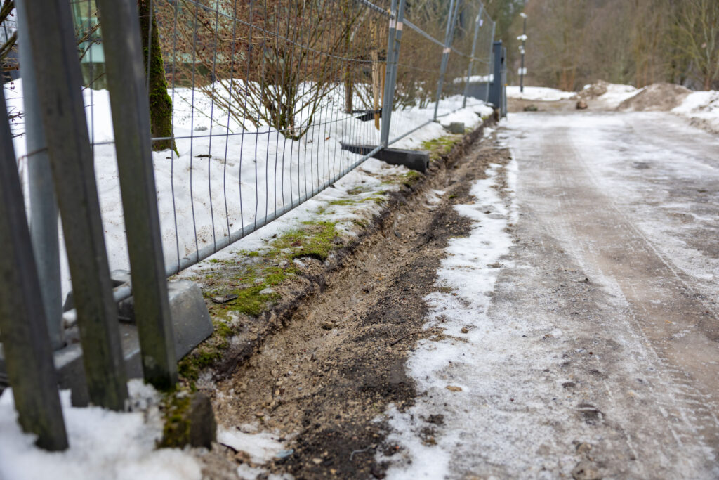 Griuvo Gitano Nausėdos tvora. ELTA / Julius Kalinskas nuotr.