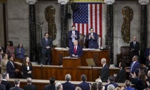 Metiniame pranešime apie padėtį šalyje Trumpas bandė atkurti prezidento autoritetą. EPA-ELTA