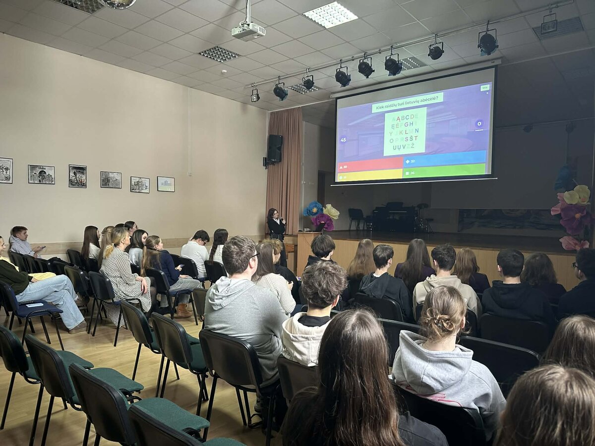 Gimnazijoje mokiniai nubalsavo dėl pokyčių: paaiškėjo, kurie projektai bus įgyvendinti