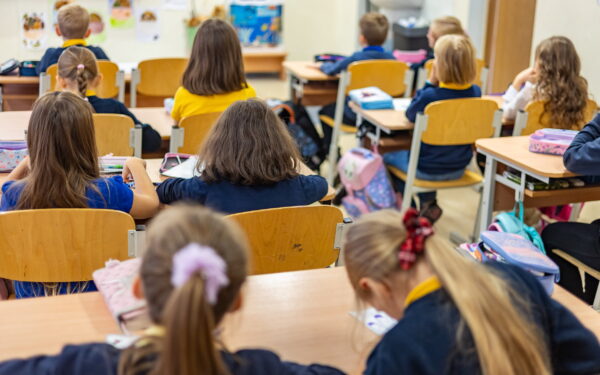 Vilnius imasi stiprinti lietuvių kalbos mokymą: pristatytas veiksmų planas „Drąsiai lietuviškai“