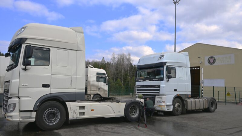 Situacija keičiasi: iš Baltarusijos grįžtančių vilkikų srautas pradėjo mažėti