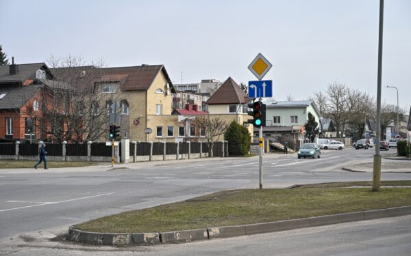 Chaosas miesto gatvėse: pradedami dviejų svarbių sankryžų rekonstrukcijos darbai