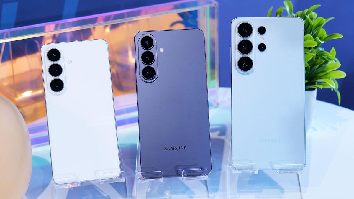 Naujoji „Samsung Galaxy S26“ serija: kuriuos telefonus verta pirkti, o kurių geriau vengti?