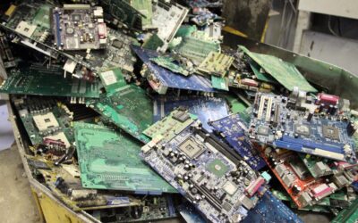 Svarbi žinia gyventojams: nemokamai surinks pavojingas atliekas, svarbu žinoti datas