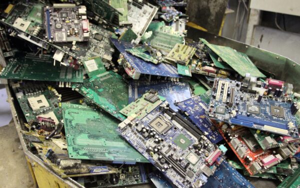 Svarbi žinia gyventojams: nemokamai surinks pavojingas atliekas, svarbu žinoti datas