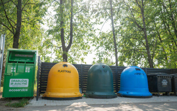 Pavojus kiekvienuose namuose: sukčiai jau apsimeta komunalinių paslaugų darbuotojais