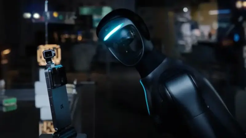 Tai daugiau nei telefonas: „Honor“ pristato robotą, kuris taps jūsų asmeniniu padėjėju
