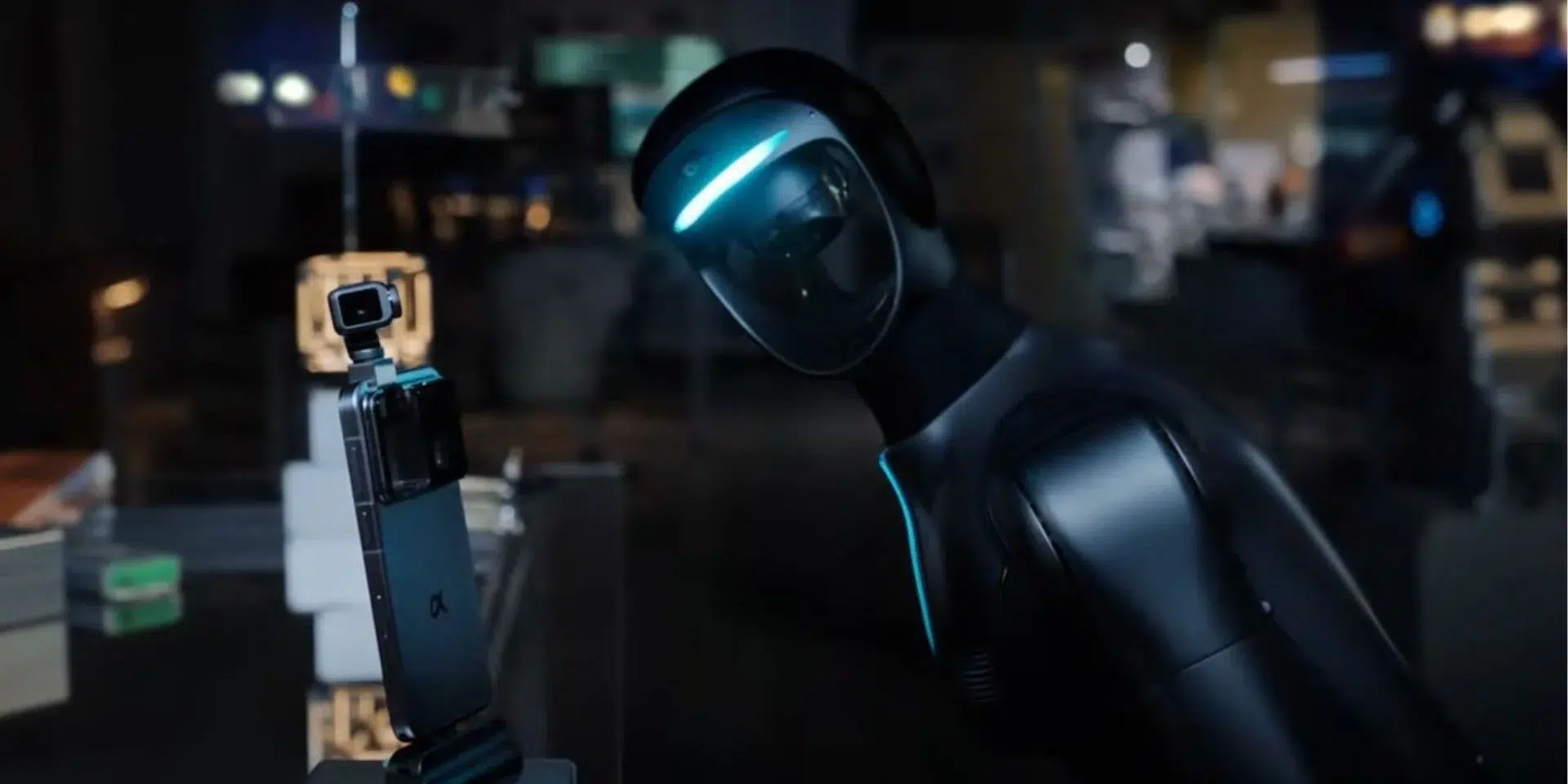Tai daugiau nei telefonas: „Honor“ pristato robotą, kuris taps jūsų asmeniniu padėjėju