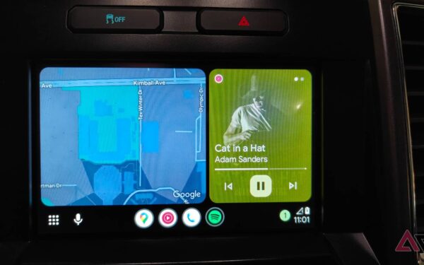 „YouTube“ galiausiai atkeliauja į automobilius: vairuotojų laukia svarbus pokytis