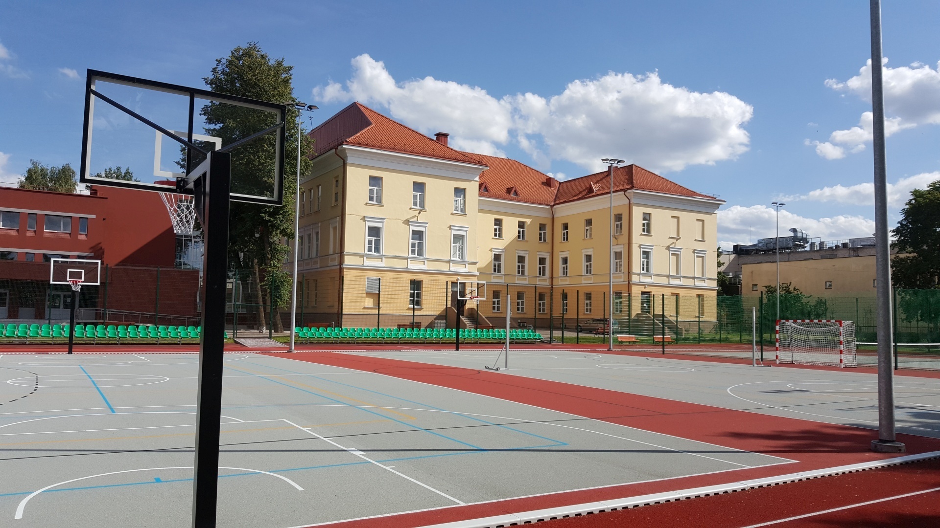 Milijoninės investicijos į sporto aikštynus: ar jūsų mokykla patenka į sąrašą?