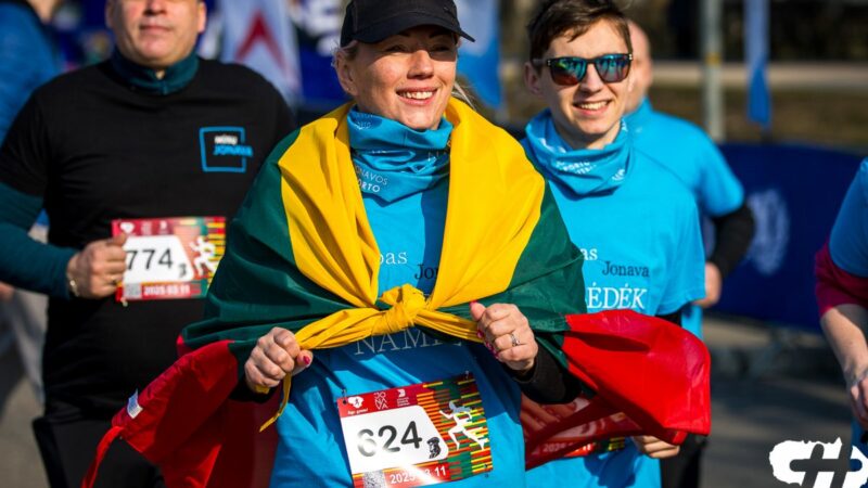 Zapyškyje netrūko veiksmo: Kauno rajono bėgimas pritraukė daugiau nei 300 dalyvių