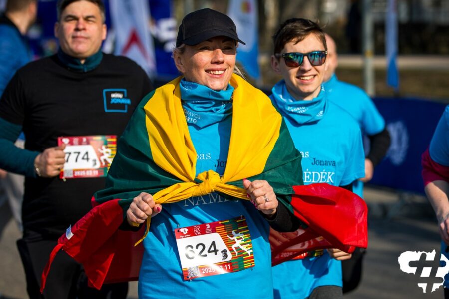 Zapyškyje netrūko veiksmo: Kauno rajono bėgimas pritraukė daugiau nei 300 dalyvių