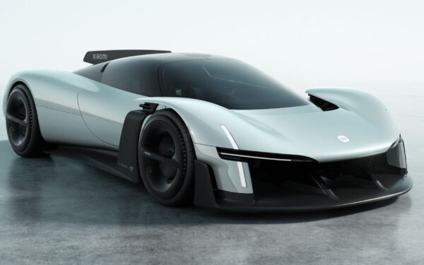 Galingesnis už „Ferrari“: sužinokite, kokį elektromobilį Barselonoje pristatė „Xiaomi“