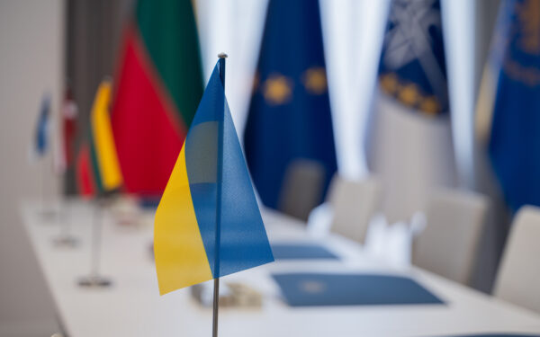 Baltijos šalys imasi veiksmų: kuriama antikorupcinė platforma Ukrainos atstatymo lėšoms apsaugoti