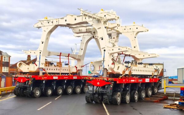 Neregėta technologija jūros dugne: povandeninis milžinas „NKT T3600“ paslėps elektros kabelius