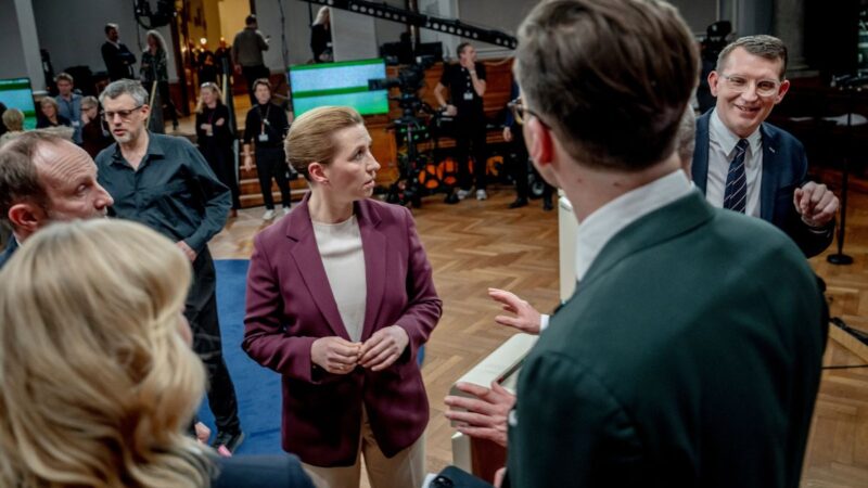 Danija renka parlamentą: po konflikto su Trumpu Frederiksen siekia dar vienos kadencijos