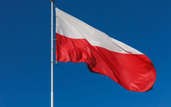 Lenkijoje – naujas politinis konfliktas: prezidentas vetavo milijardinę ES gynybos paskolą