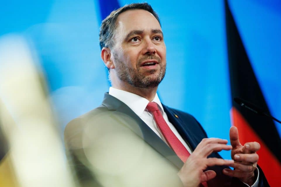 Belgijos užsienio reikalų ministras Maxime'as Prevot. EPA/CLEMENS BILAN