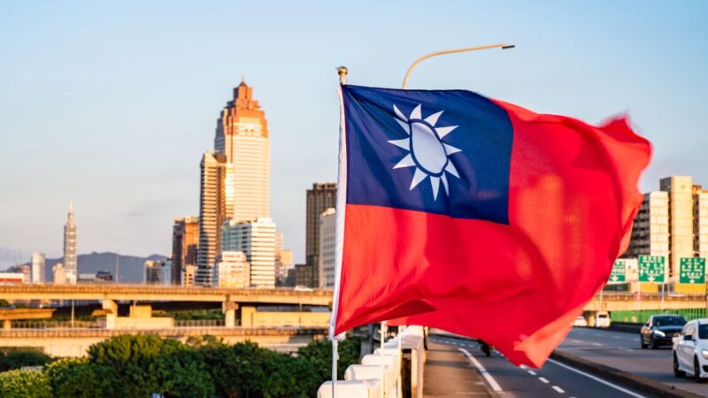 Nauja apklausa nustebino: štai, ką dauguma lietuvių galvoja apie Taivano atstovybės pavadinimo keitimą