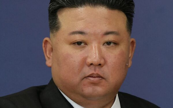Kim Jong Unas siunčia aiškią žinutę: „visada remsime Rusiją“