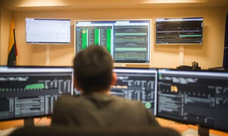 Nauja įranga padės greičiau reaguoti į kibernetinius incidentus Lietuvoje. KAM nuotr.