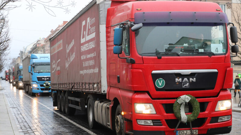 Pirmieji vilkikai grįžta iš Baltarusijos: per parą užfiksuoti jau 33